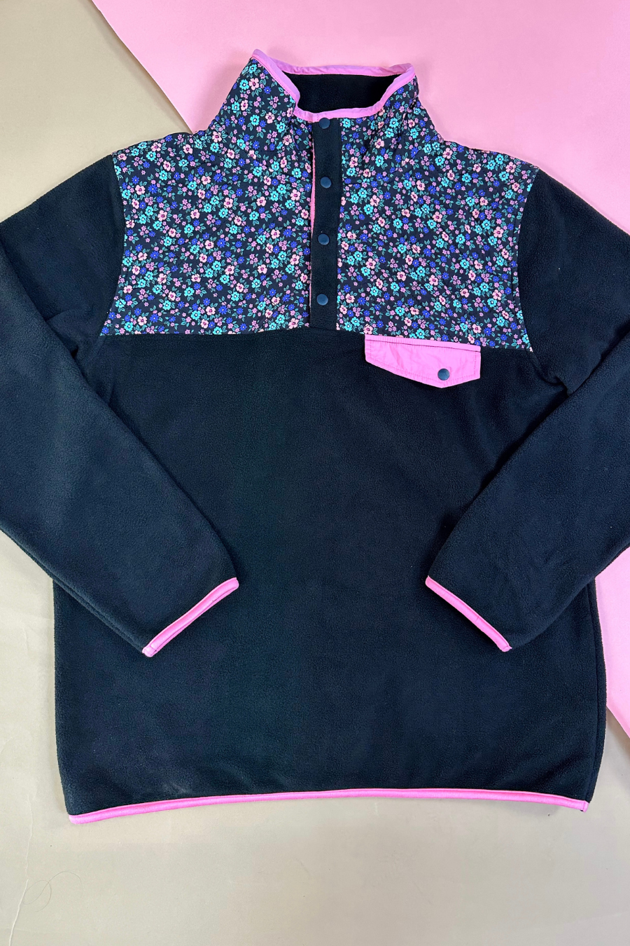 Lesly Floral Pullover