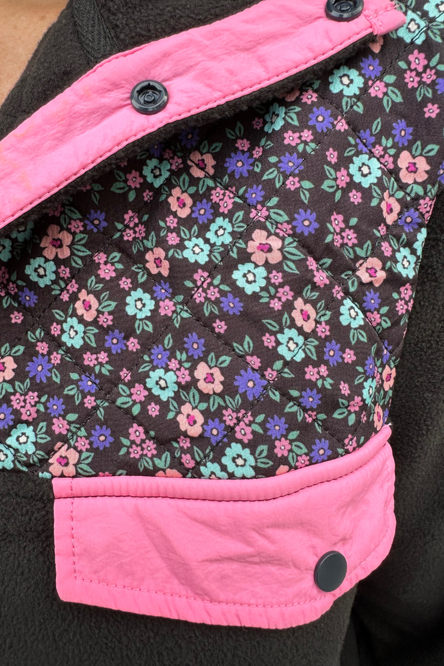 Lesly Floral Pullover