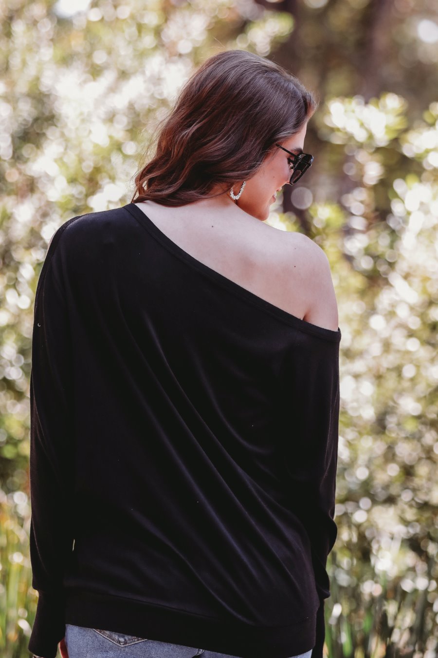 Never Basic Cold Shoulder Top