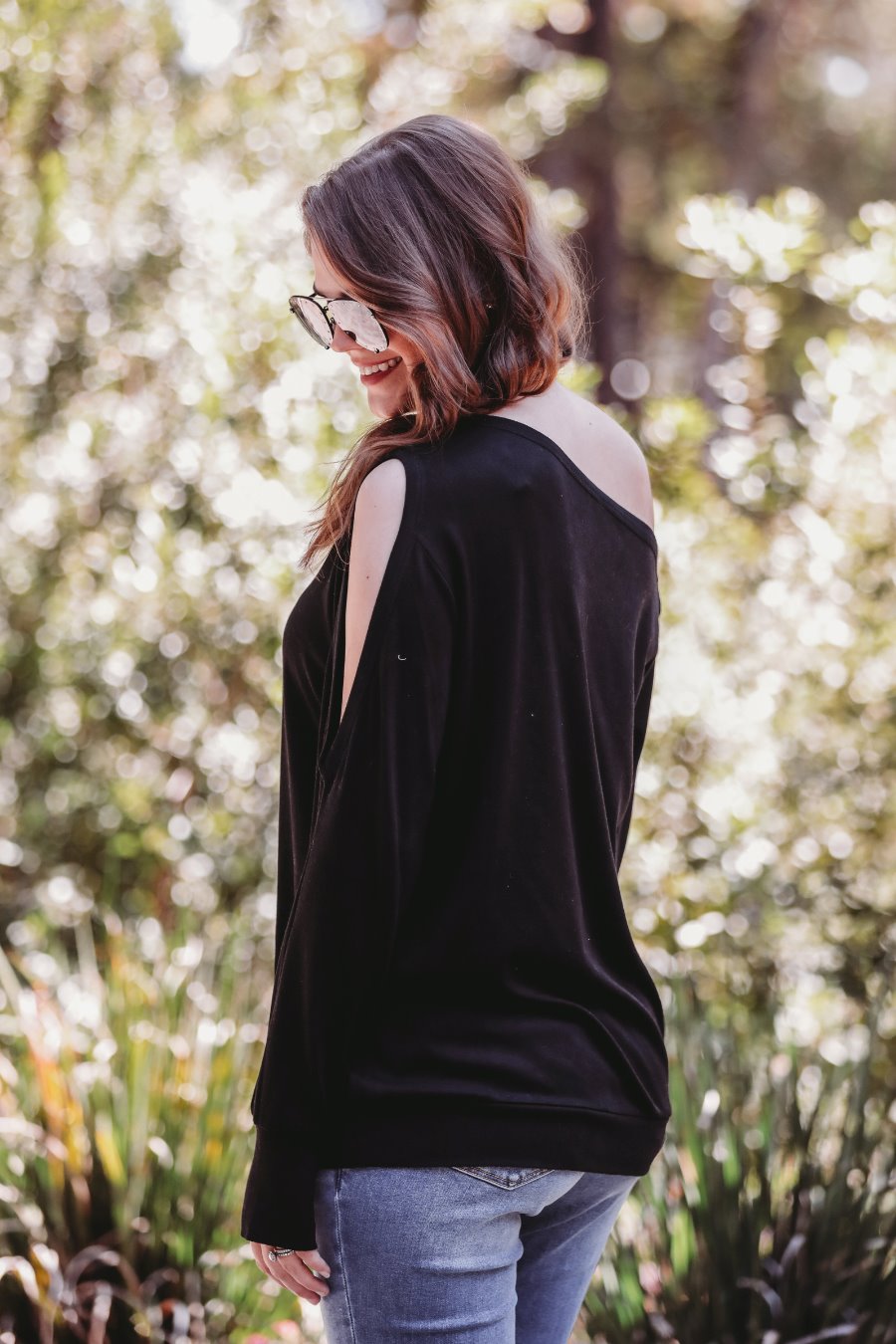 Never Basic Cold Shoulder Top
