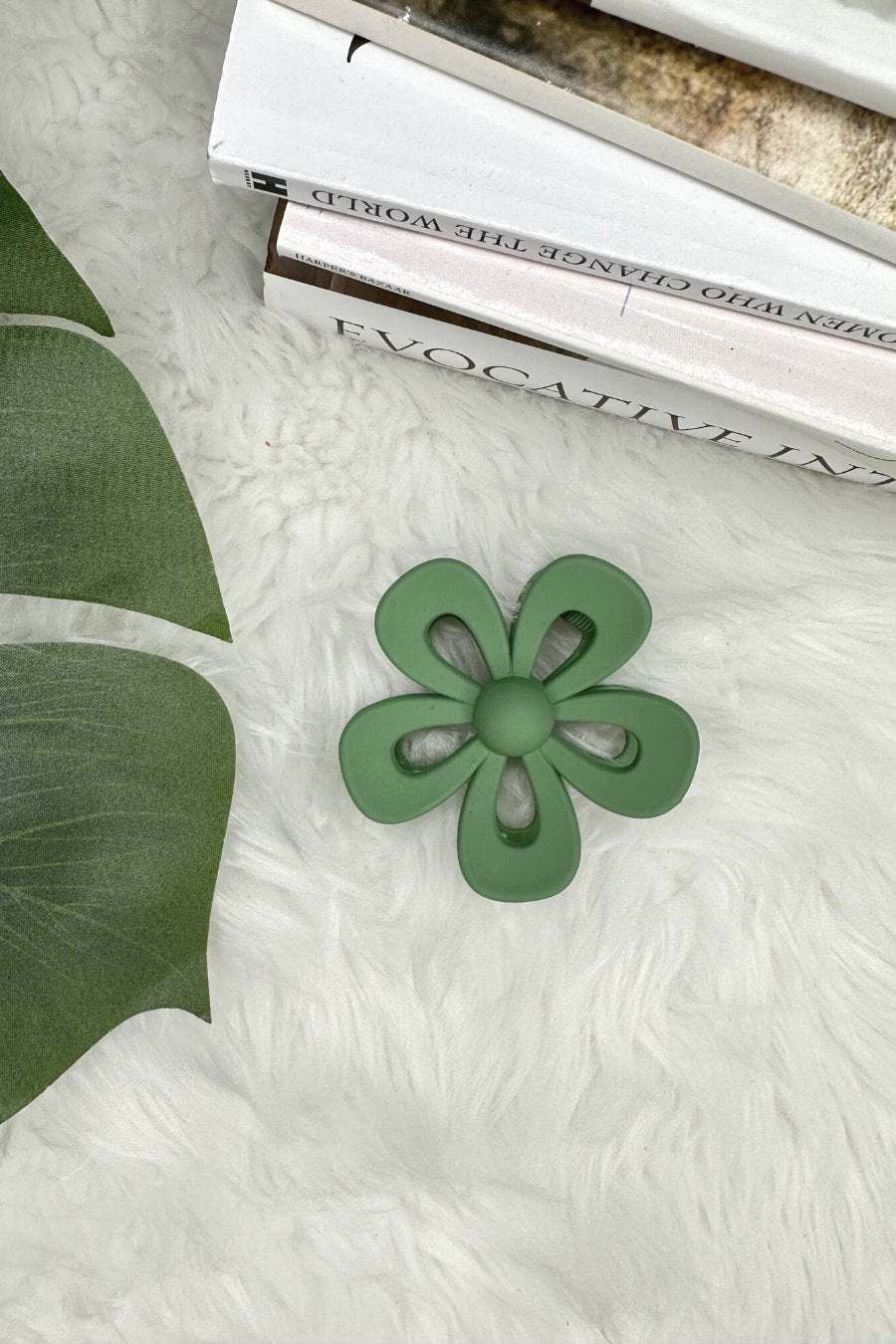 Finley Flower Clip