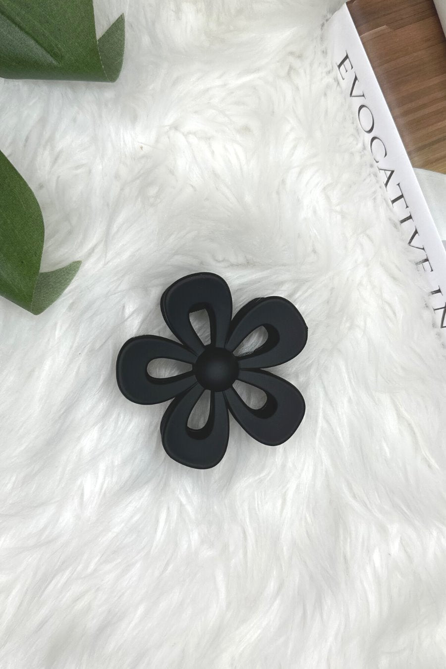 Finley Flower Clip