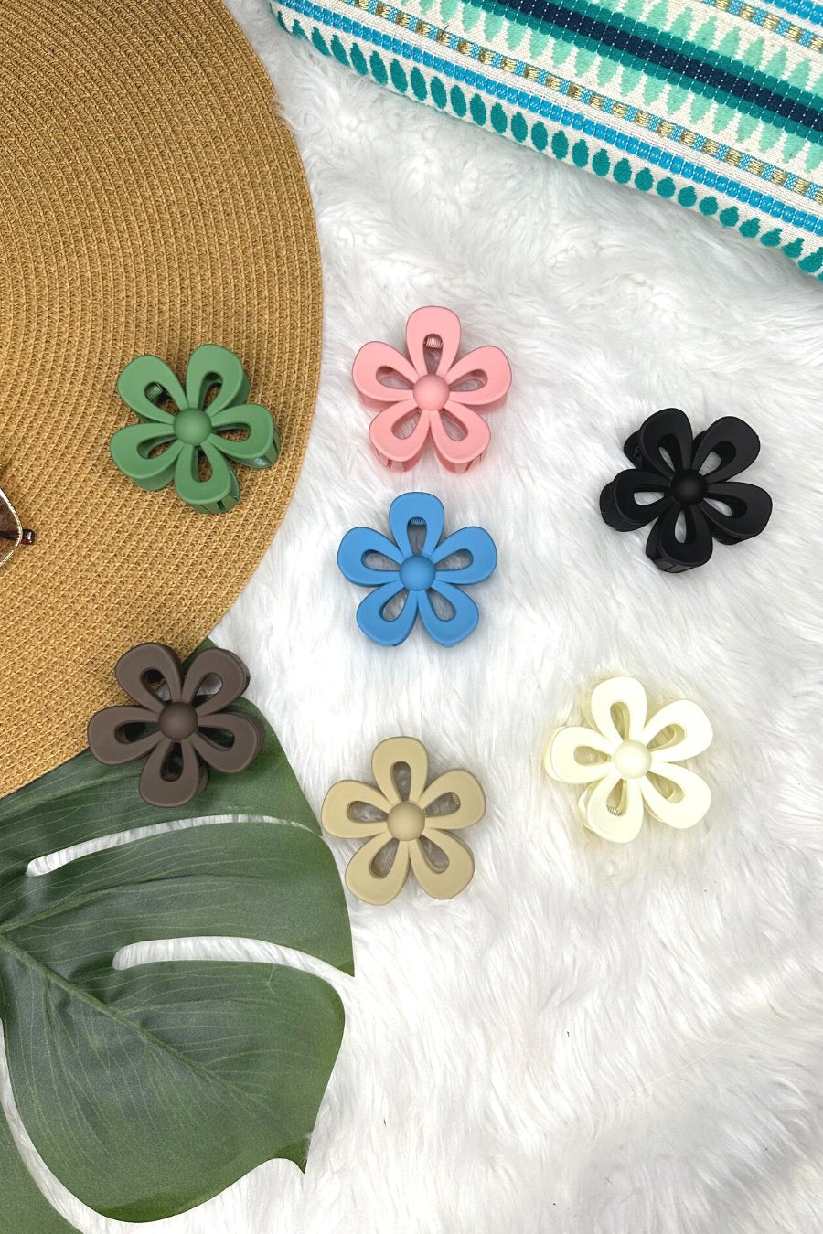 Finley Flower Clip