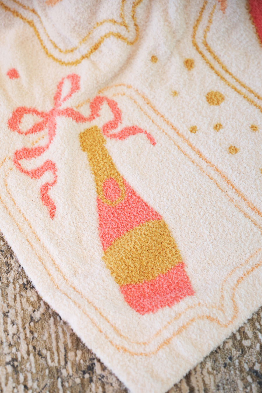 PREORDER- Bows & Bubbly Blanket