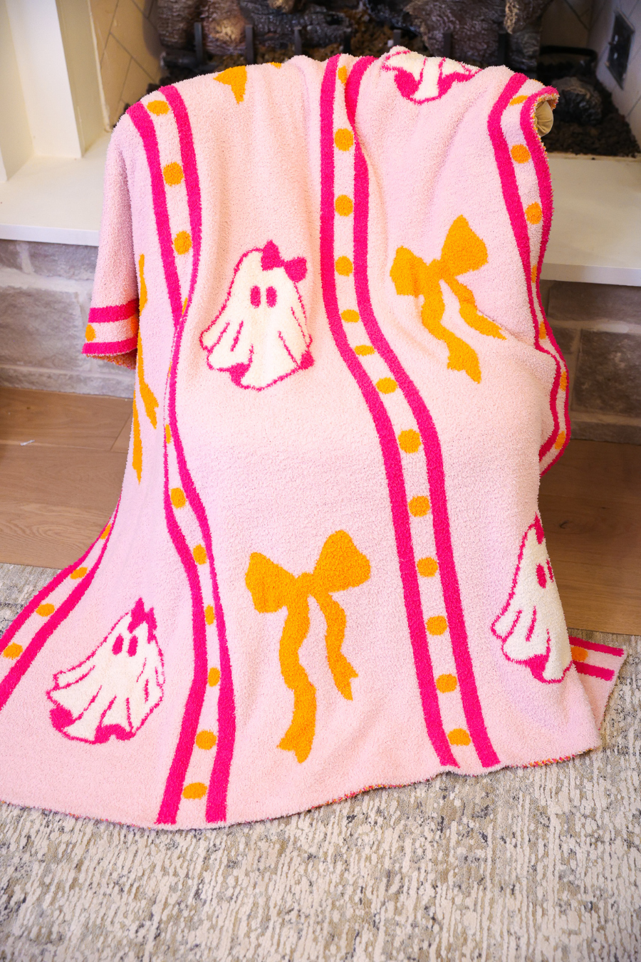 Gigi The Ghost Blanket