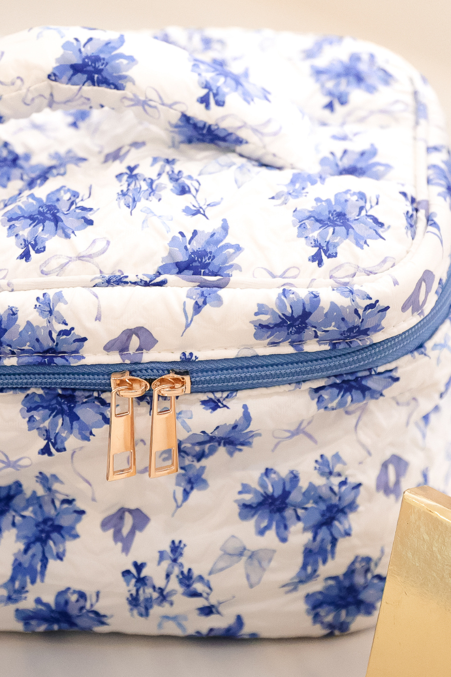 Jetsetter Quilted Bag- Blue Blossom