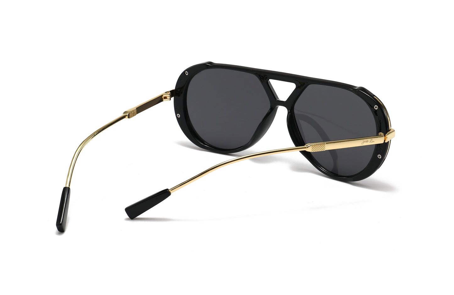 Cabana Calls Aviator Sunglasses