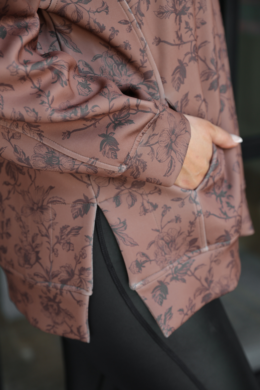 Everyday Pullover- Rosewood Bloom