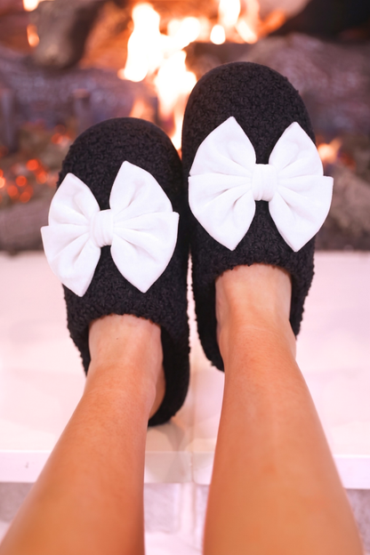 PREORDER- Cozy Bow Slippers- Black/White