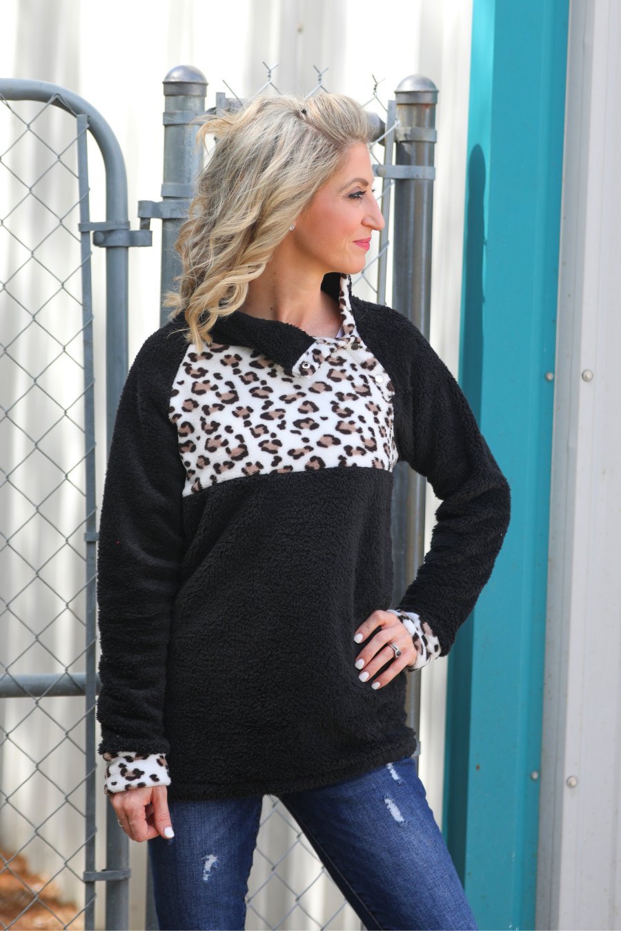 Larissa Leopard Fleece Pullover
