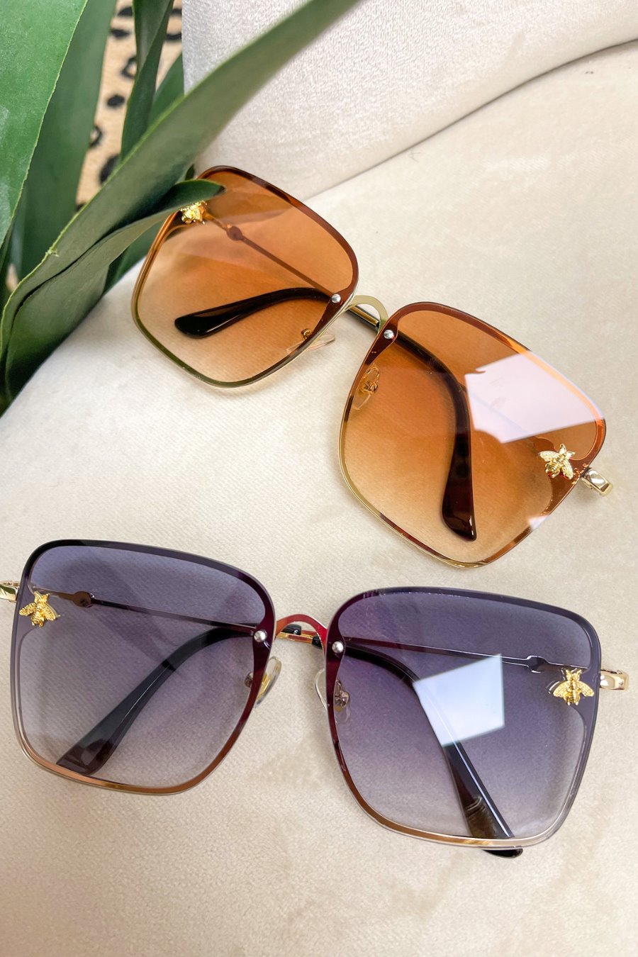 Honey Bee Square Framed Sunglasses